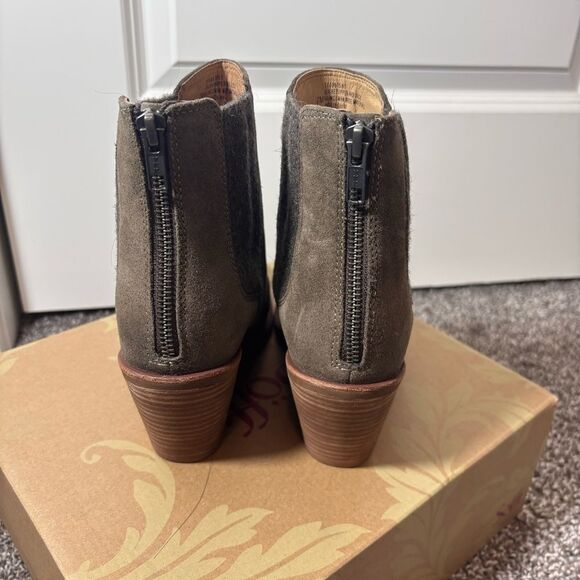 Sofft Tara Boots Dark Taupe/Olive Size 7 NEW in box - Picture 13 of 16